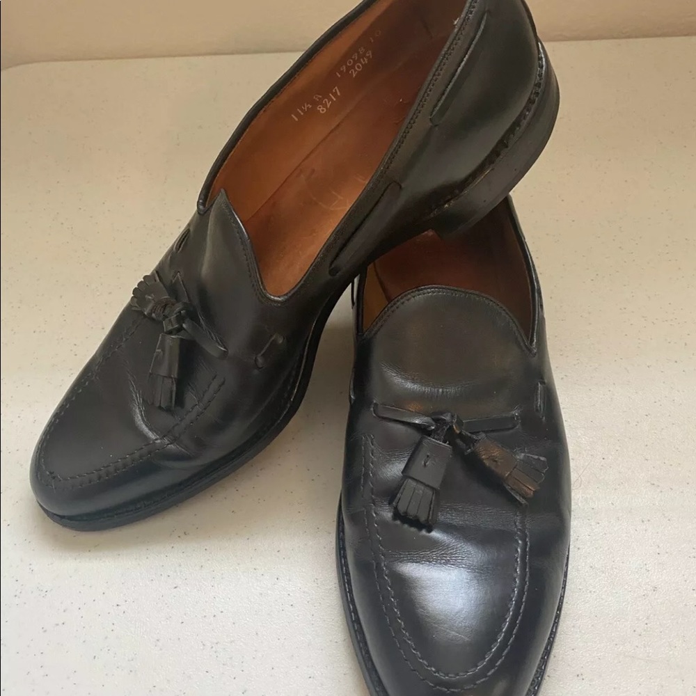 Allen Edmonds Black Men’s  with tassels Dress Shoe